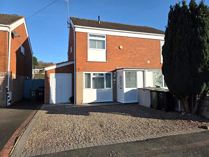 3 Bedroom Semi-Detached House For Sale In Buttermere Road, Stourport-On-Severn, DY13