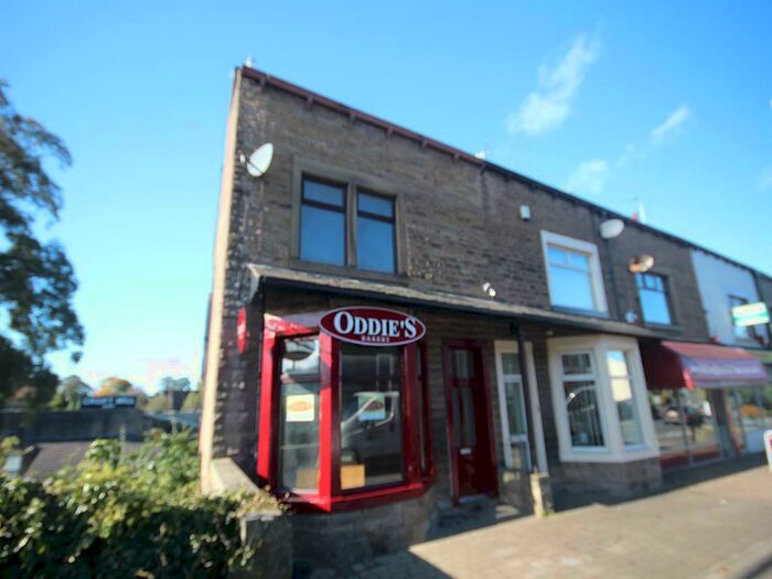 2 Bedroom Flat To Rent In A Skipton Road, Foulridge, BB8