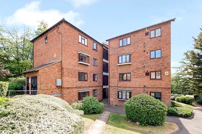1 Bedroom Flat For Sale In Hawarden Hill, London, NW2