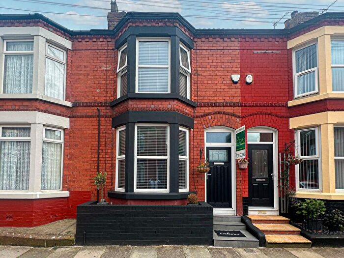 2 Bedroom Terraced House For Sale In Briardale Road, Liverpool, L18