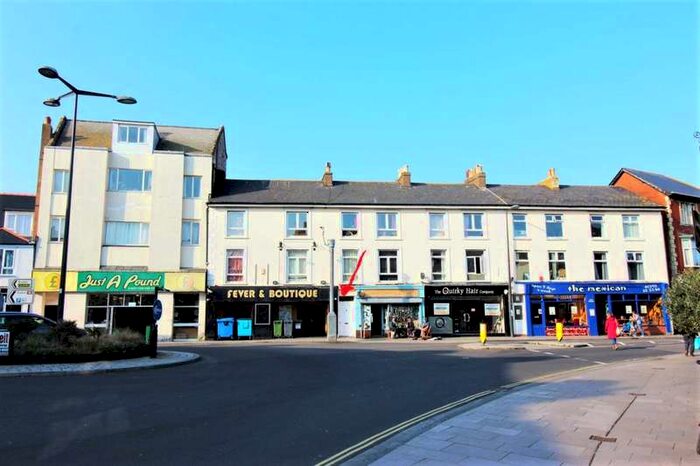 2 Bedroom Flat To Rent In The Parade, Exmouth, EX8