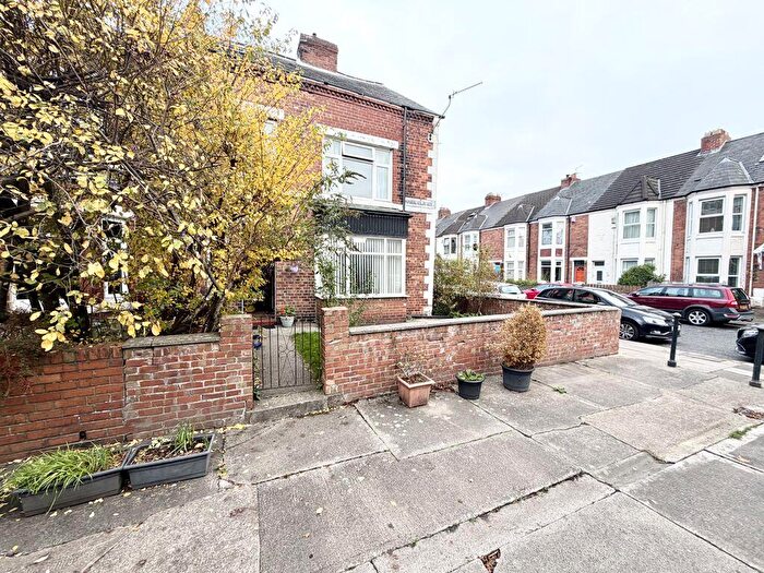3 Bedroom End Of Terrace House For Sale In Kingsley Place, Heaton, Newcastle Upon Tyne, NE6