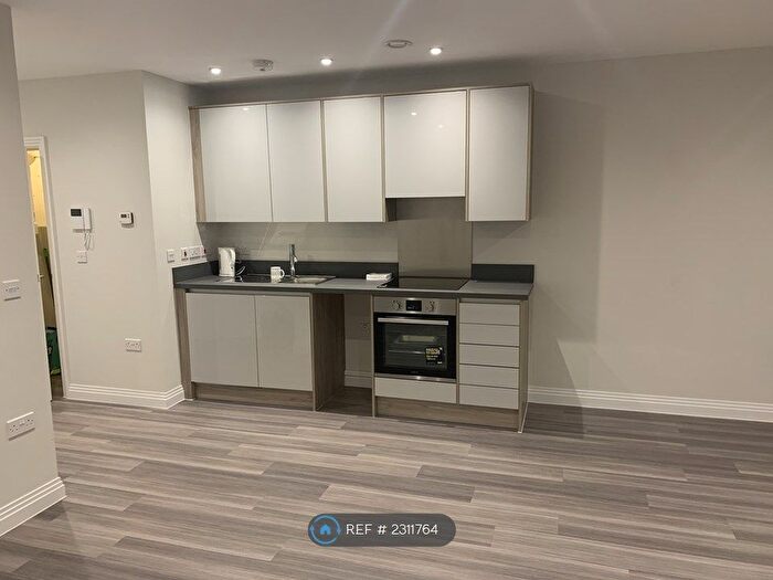 Studio To Rent In Panorama Apartments, Uxbridge, UB8