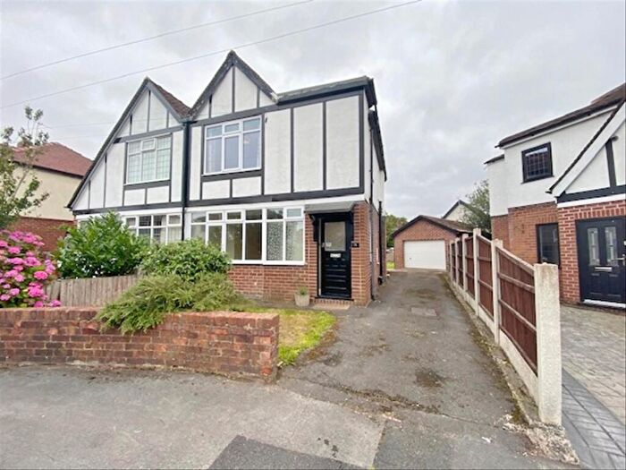 3 Bedroom House To Rent In Howick Park Close, Penwortham, Preston, PR1