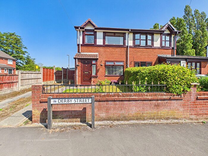 2 Bedroom Semi Detached House For Sale In Derby Street, Newton-Le-Willows, WA12