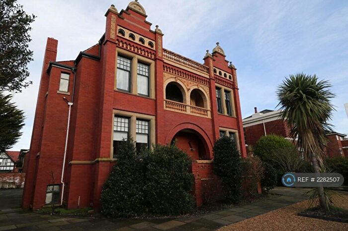 2 Bedroom Flat To Rent In Lord Street West, Southport, PR8