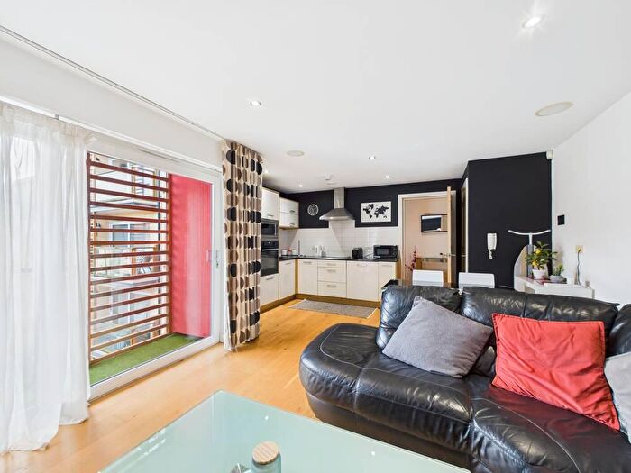 1 Bedroom Apartment For Sale In The Sawmill Dock Street, HU1