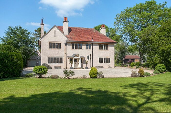 5 Bedroom Detached House For Sale In Hankerton, Malmesbury, Wiltshire, SN16