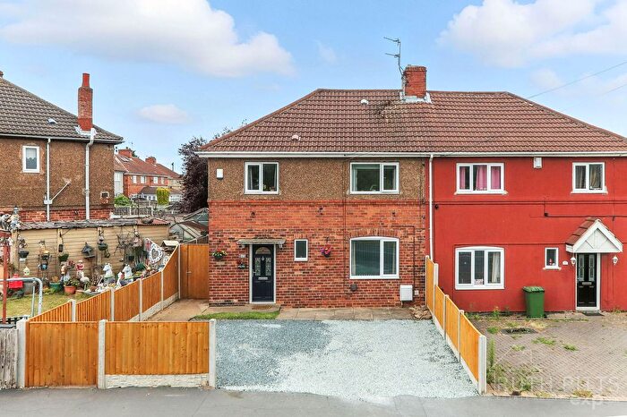 4 Bedroom Semi-Detached House For Sale In Wrangbrook Road, Upton, WF9