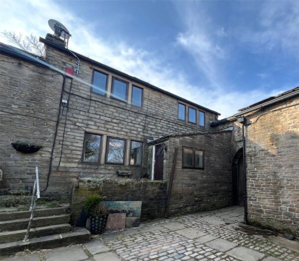3 Bedroom Terraced House For Sale In Deansgreave Road, Bacup, Rossendale, OL13