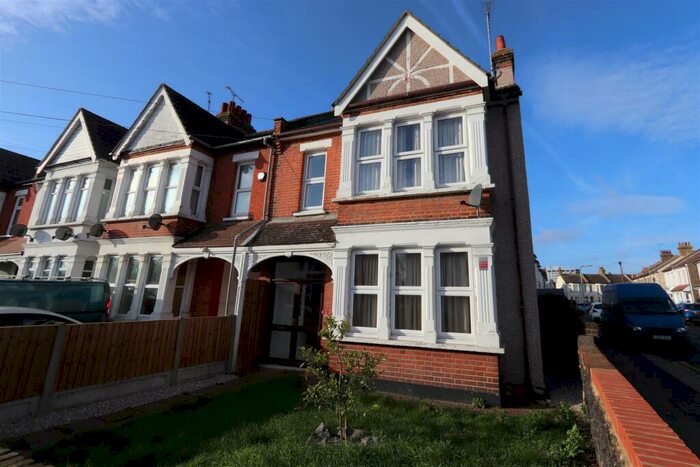 4 Bedroom Terraced House To Rent In Belle Vue Avenue, Southend On Sea, SS1