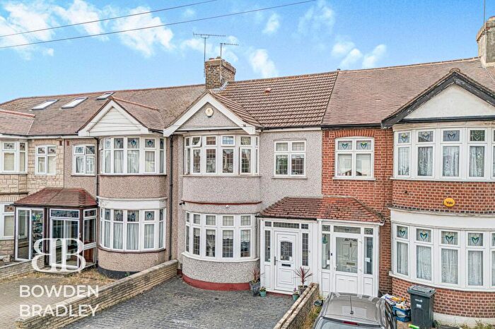 3 Bedroom Terraced House For Sale In Havering Gardens, Romford, RM6