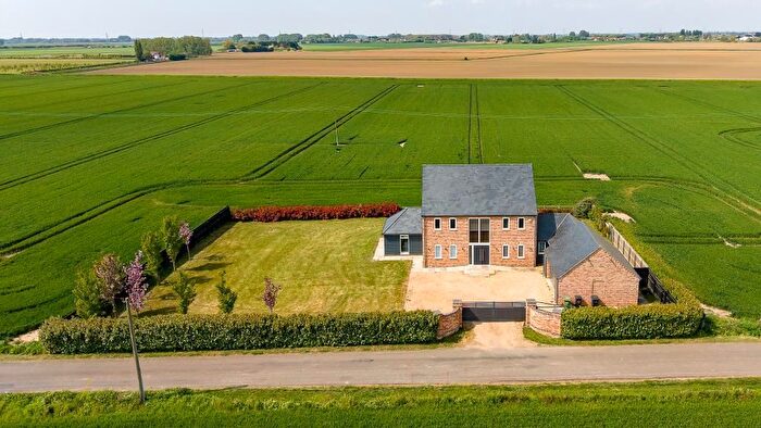 4 Bedroom Detached House For Sale In Middle Drove, St Johns Fen End, Wisbech, Norfolk, PE14