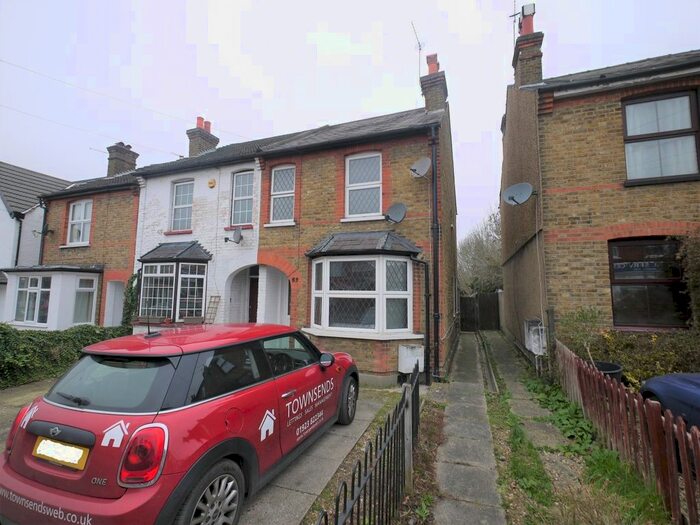 2 Bedroom Terraced House To Rent In High Street, Northwood HA6