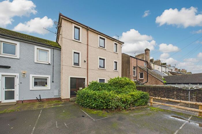2 Bedroom Flat For Sale In Gray Street, Workington, CA14