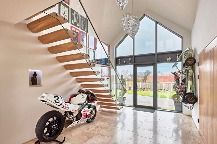 4 Bedroom Detached House For Sale In Clayton, Churchfield Road, DN5