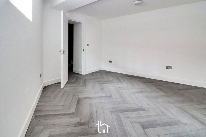 2 Bedroom Apartment To Rent In Canal Street, Wigston, LE18