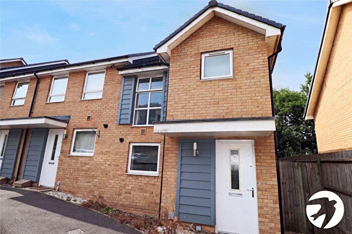 3 Bedroom End Terrace House For Sale In Egerton Close, Belvedere, Kent, DA17