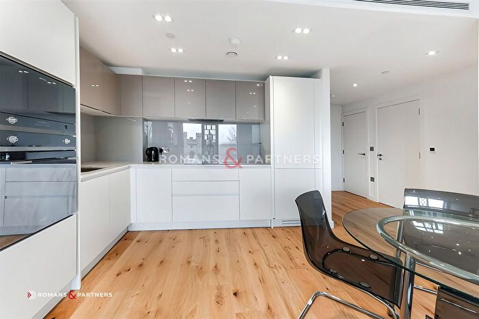 1 Bedroom Flat To Rent In Palace View, Lambeth, SE1