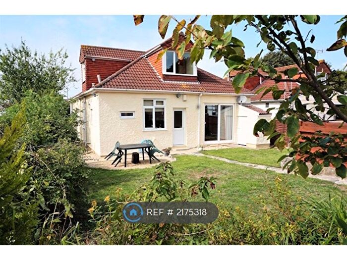 6 Bedroom Detached House To Rent In Pine Grove, Bristol, BS7