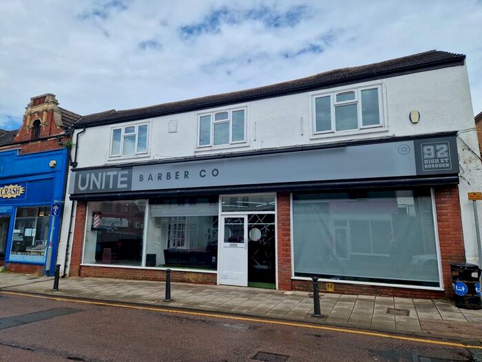 1 Bedroom Flat To Rent In Hamblin Court, Rushden, Northamptonshire, NN10