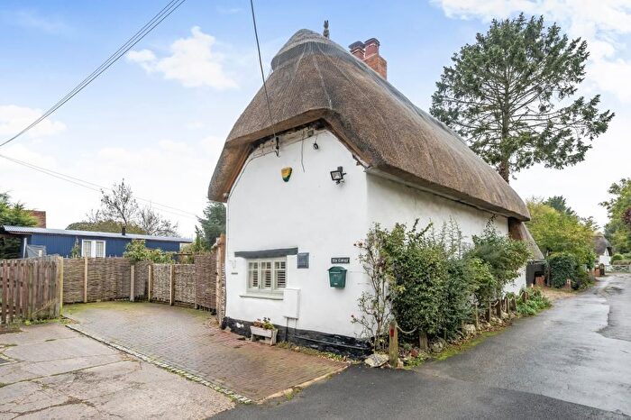 3 Bedroom Detached House For Sale In Gibraltar, Buckinghamshire, HP17