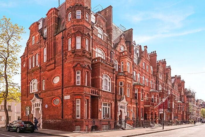 2 Bedroom Property To Rent In Draycott Place, London, SW3