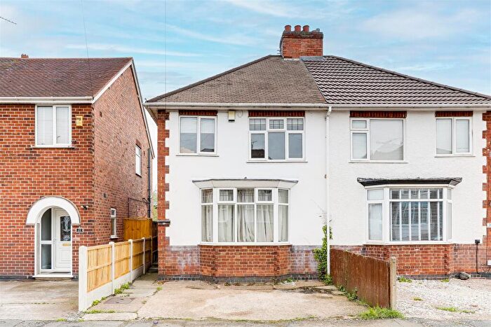 3 Bedroom Semi-Detached House For Sale In Cedar Avenue, Long Eaton, Nottinghamshire, NG10