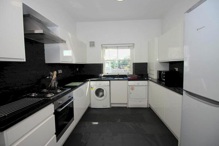 4 Bedroom Flat To Rent In Graingerville South, Westgate Road, Newcastle Upon Tyne, NE4