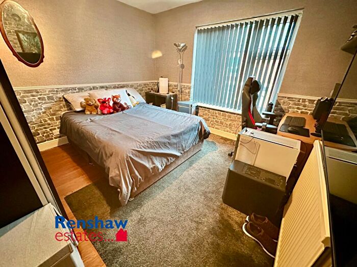 2 Bedroom End Of Terrace House For Sale In Byron Street, Ilkeston, Derbyshire, DE7