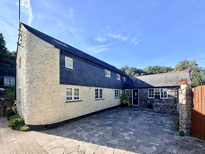 4 Bedroom Cottage For Sale In Brixton Torr, Plymouth, PL8