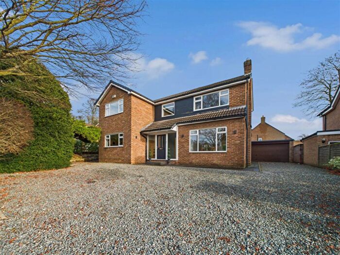 4 Bedroom Detached House For Sale In Parklands Drive, North Ferriby, HU14