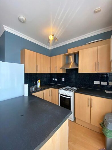 2 Bedroom Flat To Rent In Westbury Avenue, London, N22