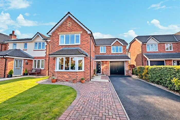 4 Bedroom Detached House For Sale In Bramble Croft, Lostock, BL6