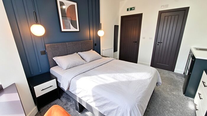 1 Bedroom Studio To Rent In Harcourt Street, Luton, Bedfordshire, LU1
