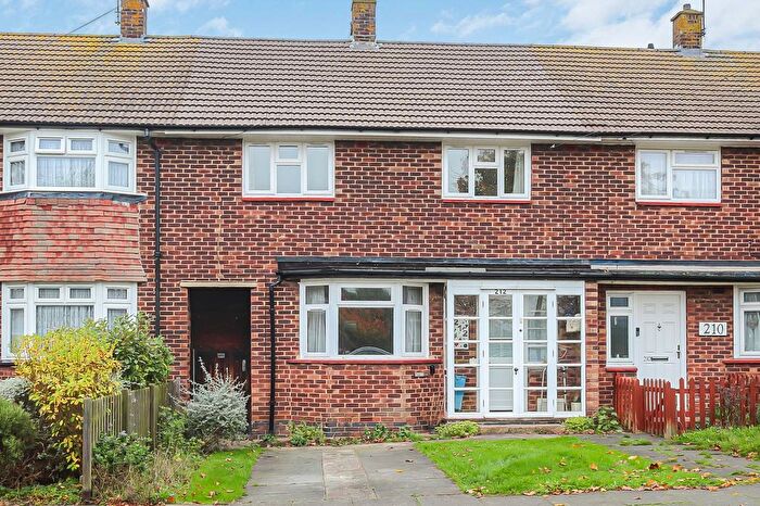 3 Bedroom End Of Terrace House For Sale In Newington Avenue, Southend-On-Sea, SS2