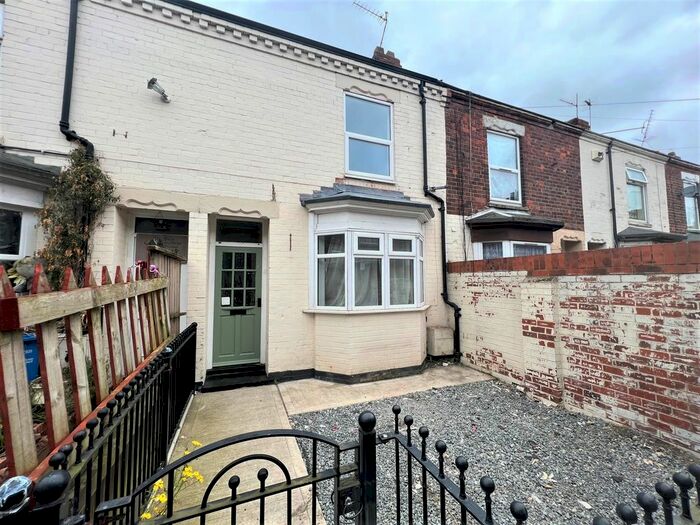 2 Bedroom Terraced House To Rent In Charlton Villas, Estcourt Street, Hull, HU9