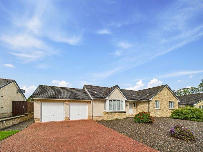 4 Bedroom Bungalow For Sale In Taypark Road, Luncarty, Perth, PH1