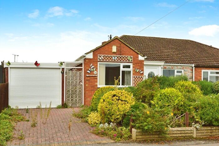3 Bedroom Semi-Detached Bungalow For Sale In Portfields Road, Newport Pagnell, Buckinghamshire, MK16