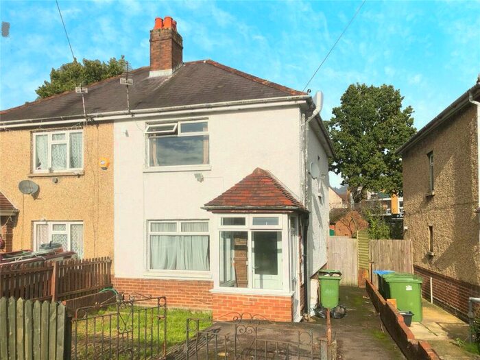 3 Bedroom Semi-Detached House To Rent In Laburnum Road, Southampton, Hampshire, SO16