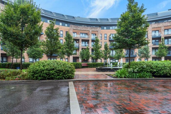 1 Bedroom Apartment To Rent In Royal Court, Stanmore, HA7