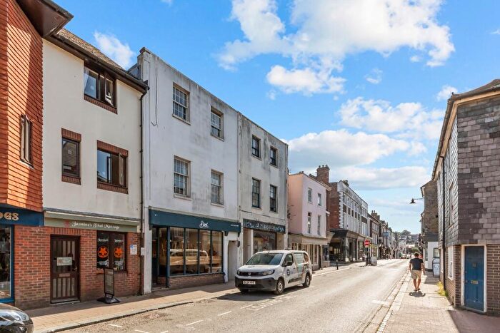2 Bedroom Apartment For Sale In Cliffe High Street, Lewes, East Sussex, BN7