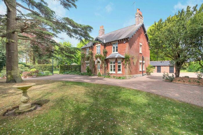 5 Bedroom Detached House For Sale In The Street, Barnby, Beccles, NR34