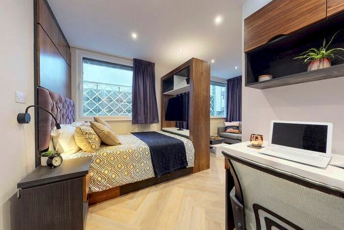 Studio To Rent In Apt, Live Oasis Belgrave Street #, LS2