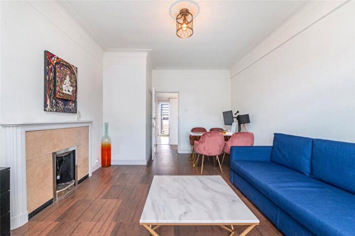 1 Bedroom Flat To Rent In Regency Lodge, Adelaide Road, NW3