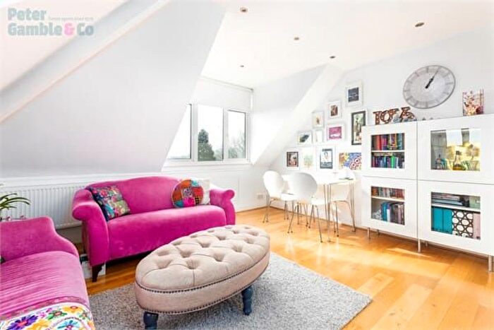 1 Bedroom Flat For Sale In Bridgewater Road, Wembley, HA0
