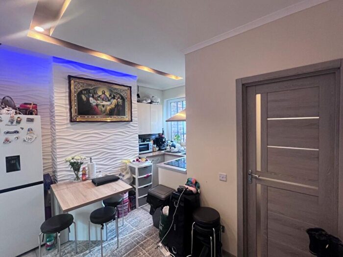 1 Bedroom Flat For Sale In Colwyn Road, The Mounts, Northampton, NN1