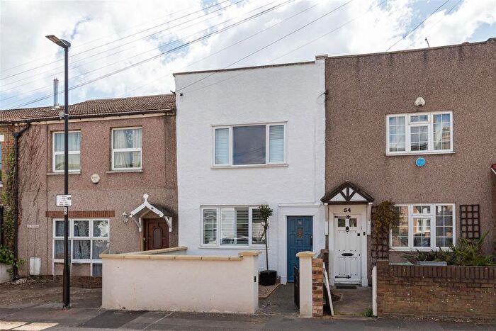 2 Bedroom Terraced House For Sale In Maynard Road, Walthamstow, E17