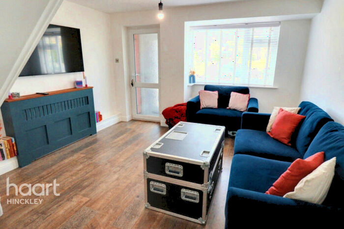 2 Bedroom Semi-Detached House For Sale In Stoneygate Drive, Hinckley, LE10
