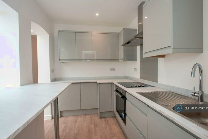 3 Bedroom Terraced House To Rent In Catherine Street, Rochester, ME1